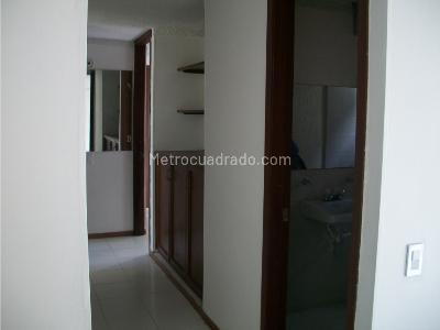 Apartamento de 3 alcobas en venta en Sur Melendez, Cali, 85 m² · foto 13 de 16