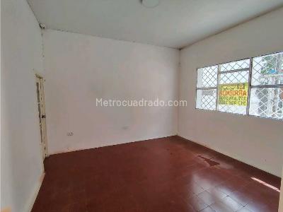 Casa de 4 alcobas en venta en Norte Versalles, Cali, 350 m² · foto 2 de 20