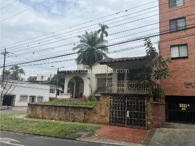 Casa de 5 alcobas en venta en Sur San Fernando, Cali, 1200 m² · foto 7 de 9