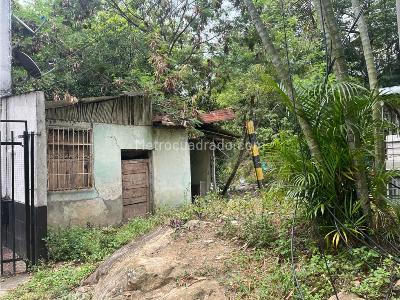 Casa de 5 alcobas en venta en Sur San Fernando, Cali, 1200 m² · foto 9 de 9