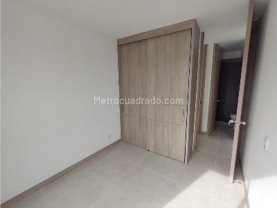 Apartamento de 2 alcobas en venta en Prados Del Norte, Cali, 70 m² · foto 7 de 20