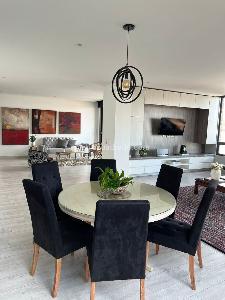 Apartamento de 3 alcobas en venta en Chico Reservado, Bogotá, 254 m² · foto 14 de 20