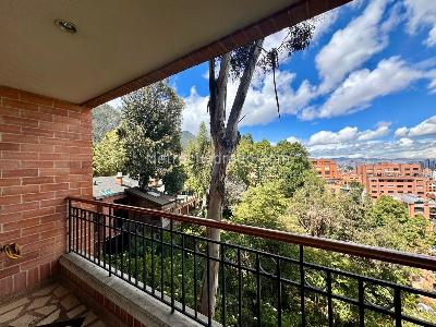 Apartamento en venta en Los Rosales, Bogotá · foto 6 de 11