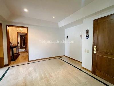 Apartamento de 3 alcobas en venta en Bosque Medina, Bogotá, 220 m² · foto 7 de 16
