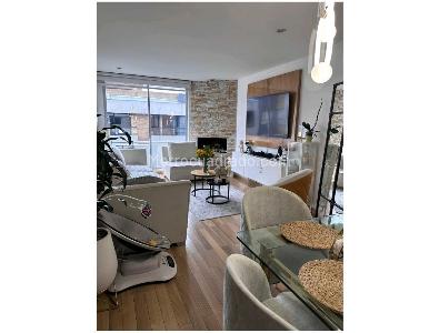 Apartaestudio en venta en Santa Barbara Central, Bogotá, 78 m² · foto 4 de 20