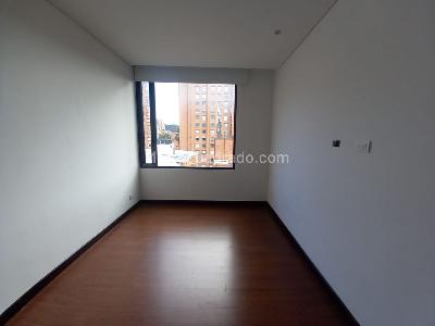 Apartamento de 3 alcobas en venta en Rosales Quinta Camacho, Bogotá, 157 m² · foto 4 de 16
