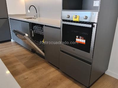 Apartamento de 3 alcobas en venta en Chico Navarra, Bogotá, 150 m² · foto 19 de 20