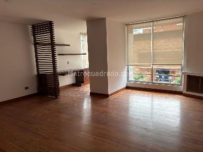 Apartamento en venta en Chico Navarra, Bogotá · foto 3 de 10