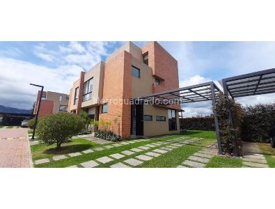 Casa en venta en Cajica, Cajicá · foto 4 de 17