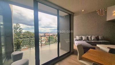 Apartamento de 3 alcobas en venta en Los Rosales, Bogotá, 246 m² · foto 18 de 20