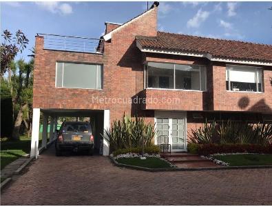 Casa de 4 alcobas en venta en San Jose De Bavaria, Bogotá, 440 m² · foto 12 de 17