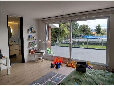 Casa de 4 alcobas en venta en San Jose De Bavaria, Bogotá, 440 m² · foto 10 de 17
