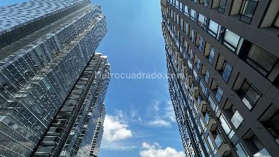 Apartaestudio en venta en North Point, Bogotá, 26 m² · foto 2 de 17