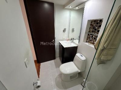 Apartamento en venta en Las Rosales, Bogotá · foto 13 de 16