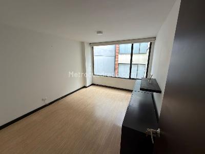 Apartamento en venta en Las Rosales, Bogotá · foto 11 de 16