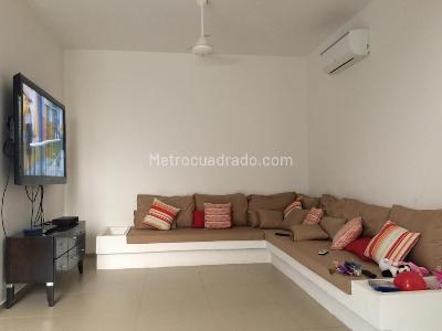 Casa de 4 alcobas en venta en Cn Lagos Del Penon, Girardot, 180 m² · foto 17 de 19