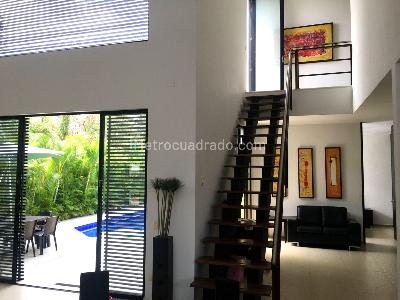 Casa de 4 alcobas en venta en Cn Lagos Del Penon, Girardot, 180 m² · foto 8 de 19