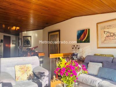 Apartamento de 3 alcobas en venta en Bella Suiza, Bogotá, 147 m² · foto 6 de 14