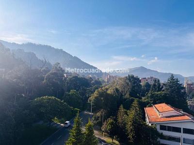 Apartamento de 3 alcobas en venta en Bella Suiza, Bogotá, 147 m² · foto 3 de 14