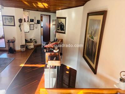 Apartamento de 3 alcobas en venta en Bella Suiza, Bogotá, 147 m² · foto 11 de 14