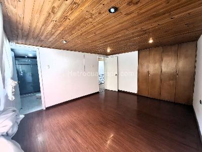 Casa de 4 alcobas en venta en Santa Barbara Oriental, Bogotá, 270 m² · foto 12 de 20