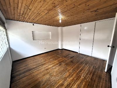 Casa de 4 alcobas en venta en Santa Barbara Oriental, Bogotá, 270 m² · foto 14 de 20