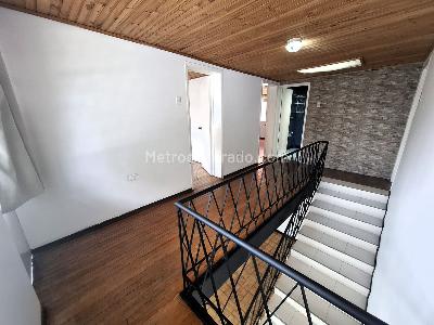 Casa de 4 alcobas en venta en Santa Barbara Oriental, Bogotá, 270 m² · foto 15 de 20