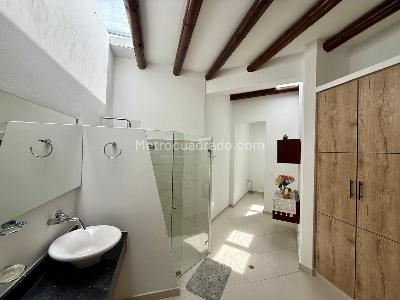 Casa de 4 alcobas en venta en Girardot, Girardot, 300 m² · foto 12 de 20
