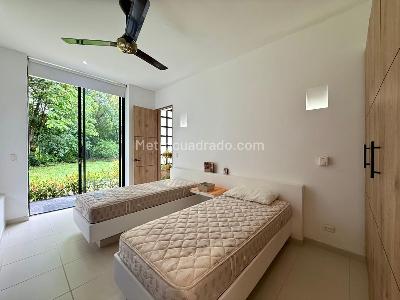 Casa de 4 alcobas en venta en Girardot, Girardot, 300 m² · foto 14 de 20