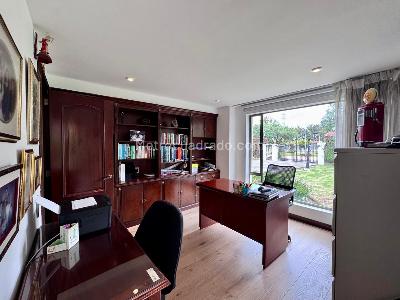 Casa de 5 alcobas en venta en Club Serrezuela, Mosquera, 580 m² · foto 9 de 20