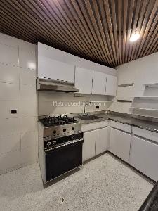 Apartamento en venta en Los Rosales, Bogotá · foto 9 de 16