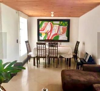 Casa en venta en Villa Del Prado, Bogotá · foto 3 de 9
