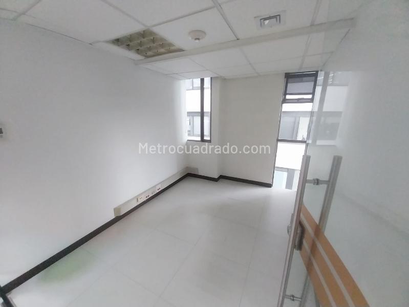 Oficina en Arriendo, SANTA BIBIANA, Bogotá D.C. - Más