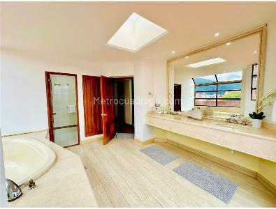 Apartamento en venta en Chico San Patricio, Bogotá · foto 18 de 20