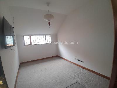 Apartamento de 2 alcobas en venta en Chico Santa Barbara, Bogotá, 60 m² · foto 12 de 19