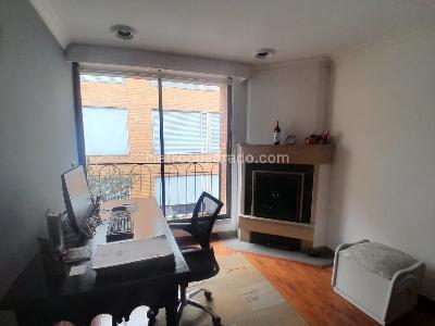 Apartamento de 2 alcobas en venta en Chico Santa Barbara, Bogotá, 60 m² · foto 2 de 19
