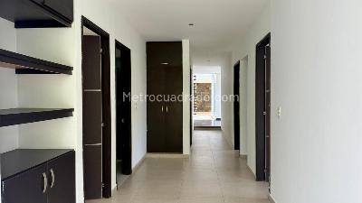 Casa de 5 alcobas en venta en Bochica Et Ii, Villavicencio, 450 m² · foto 5 de 20
