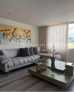 Apartamento en venta en Cedritos, Bogotá · foto 2 de 14