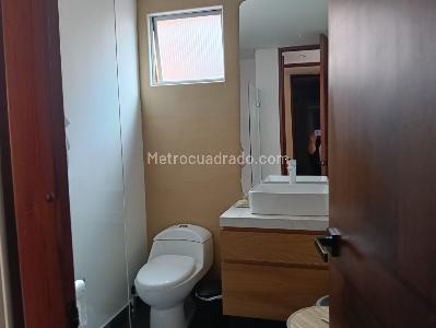 Apartamento en venta en Santa Barbara Occidental, Bogotá · foto 7 de 12