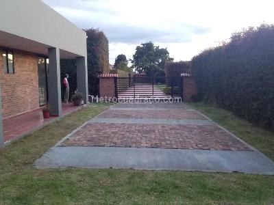 Casa de 3 alcobas en arriendo en Cn Campestre La Hacienda, Cajicá, 400 m² · foto 18 de 19