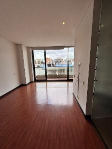 Apartaestudio en arriendo en Chico San Patricio, Bogotá · foto 3 de 16