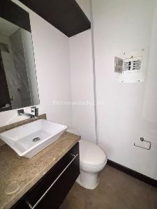 Apartaestudio en arriendo en Chico San Patricio, Bogotá · foto 5 de 16
