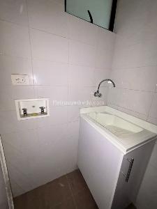 Apartaestudio en arriendo en Chico San Patricio, Bogotá · foto 9 de 16