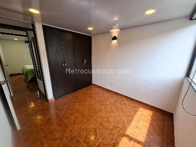 Apartamento de 3 alcobas en venta en Barrancas, Bogotá, 66 m² · foto 12 de 19