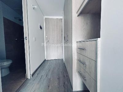 Apartaestudio en venta en Los Heroes, Bogotá, 22 m² · foto 3 de 20