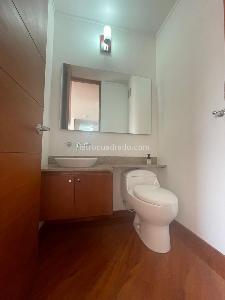 Apartaestudio en arriendo en Chico Navarra, Bogotá, 59 m² · foto 9 de 13