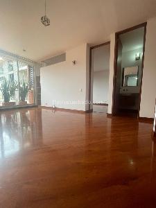 Apartaestudio en arriendo en Chico Navarra, Bogotá, 59 m² · foto 10 de 13