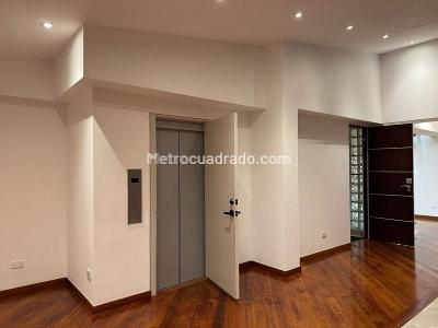 Apartamento de 3 alcobas en venta en Puente Largo, Bogotá, 16 m² · foto 2 de 11