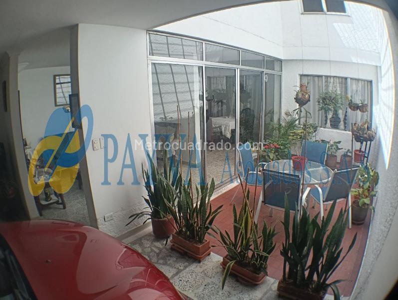 Casa encantadora de 4 alcobas en Laureles Nogal - 3