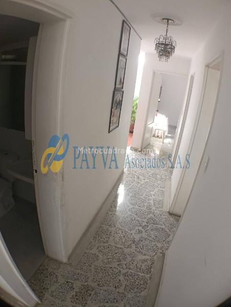 Casa encantadora de 4 alcobas en Laureles Nogal - 9